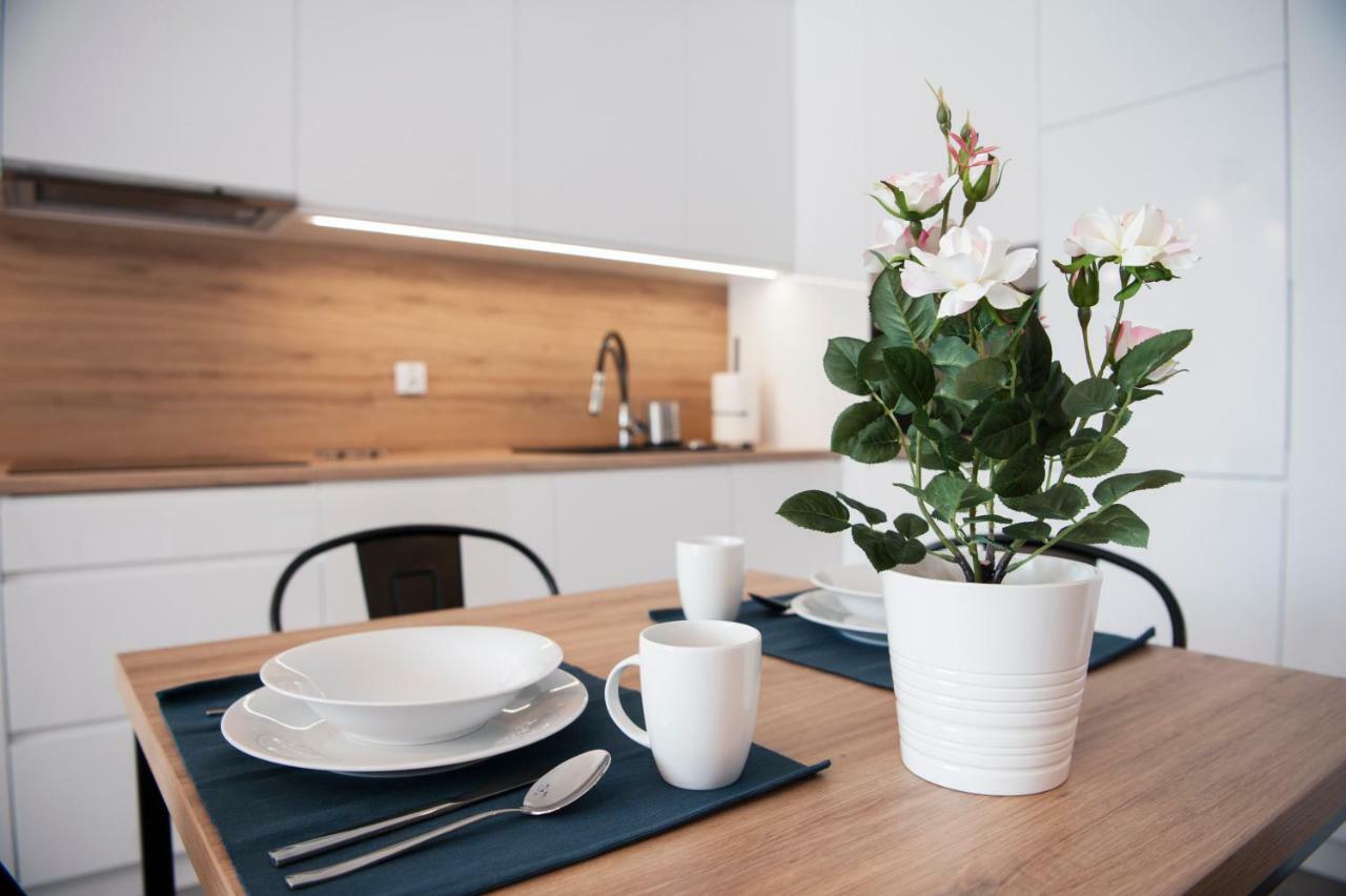 Unique 3City Apartments - Grey Apartment Gdańsk Eksteriør bilde