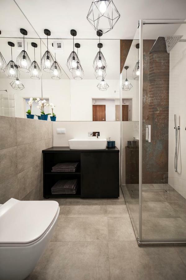 Unique 3City Apartments - Grey Apartment Gdańsk Eksteriør bilde